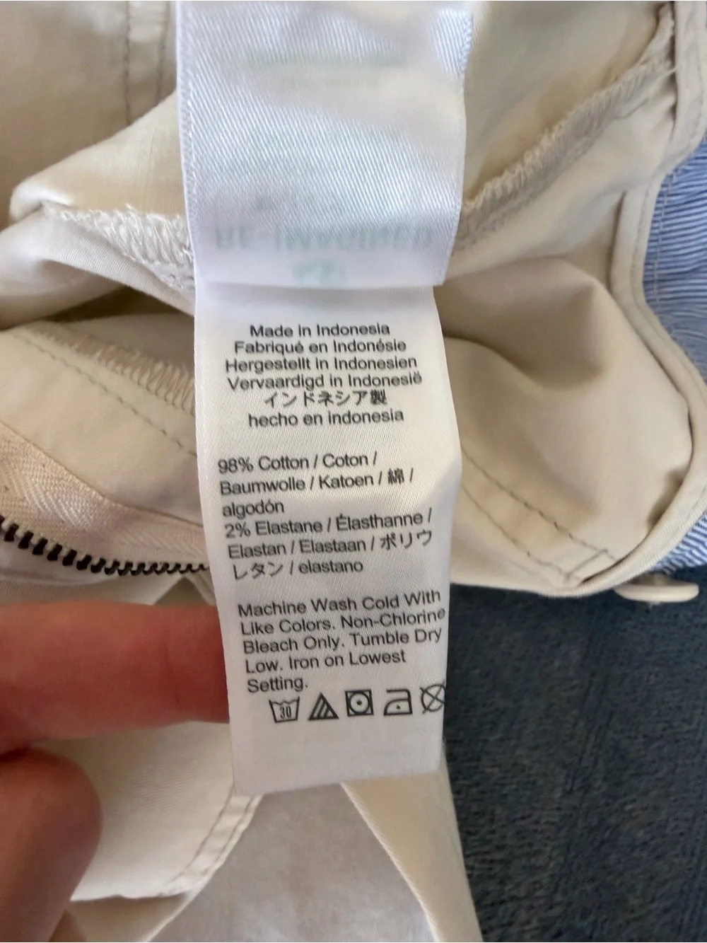NWT Slim Boyfriend Chino Lightweight Patch-Pocket Cream Casual Pants Size 28
